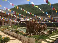 Qingya Bieyuan Hotels in Lugu Lake Goddness Bay Scenic Area