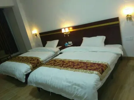 Fengshun Hanjiang Hotel Отели рядом с достопримечательностью «Tonggufeng Scenic Area»