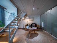 杭州白描酒店 - 藤黄Loft家庭房