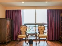 东山紫蓝海景酒店 - 浪漫观海大床房