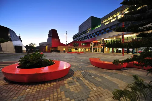 City Edge Dandenong Apartment Hotel