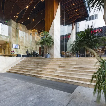 Maple Hotel & Apartment
