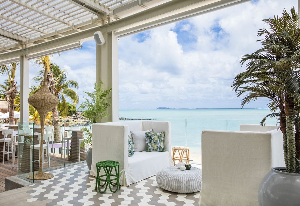 LUX* Grand GaubeOver view