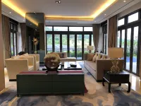 Ruiyuan Boutique Design Holiday Hostel Hotels in Qionghai