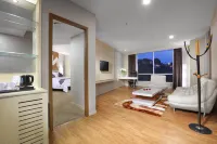 ASTON Batam Hotel & Residence فنادق في 