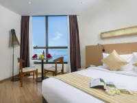 Starcity Bayfront Nha Trang Hotel Hotels near 2/4 Square