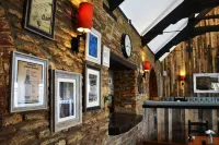 Priory Inn - С баром