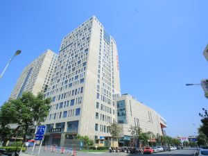 Lavande Hotel (Suqian Shuiyuncheng BaolongSquare)