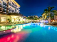 The Beach Heights Resort Отели рядом с достопримечательностью «Большой Будда»