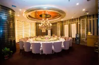 Yufeng International Hotel Hotels in Jingshan