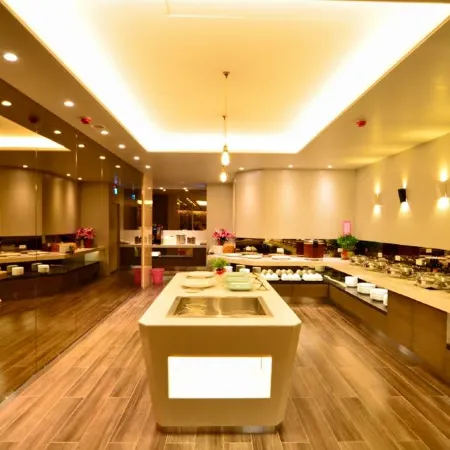 Ehome Hotel Отели рядом с достопримечательностью «Станция Taoyuan»