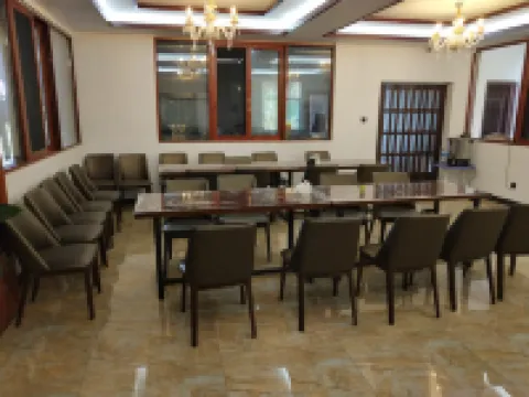 Lalong Yunqi Xiaozhu Inn