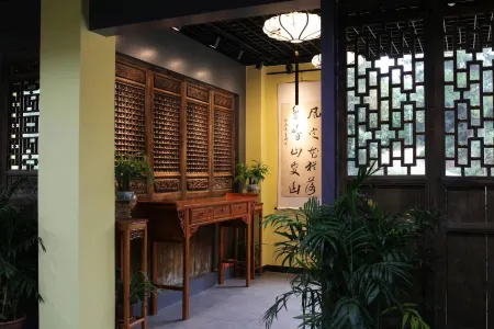 linghuge  inn   dongjiang   lake Отели рядом с достопримечательностью «Bailang Scenic Area»