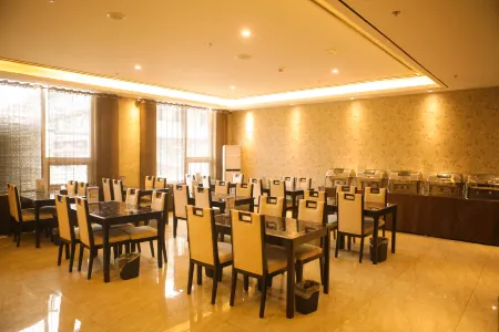 GreenTree Alliance Hotel (Ningjin Debai Plaza) Отели рядом с достопримечательностью «Zhongxinda Street Square»