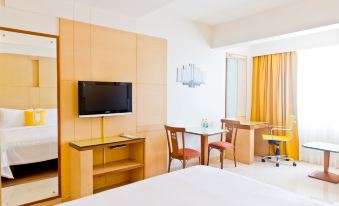 Bloom Hotel - Indiranagar