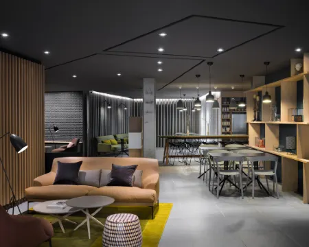 南特市中心 OKKO 酒店 南特酒店
