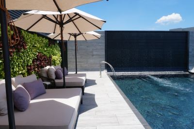 屋外プール ハイアット セントリック ヴィクトリア ハーバー 香港の写真