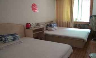 Dandong Jiaxuan Guest House