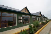 Anna Autumn Manor Hotels near Labudalin Station