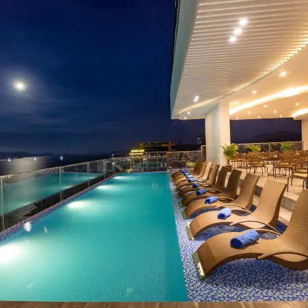 Majestic Premium Hotel