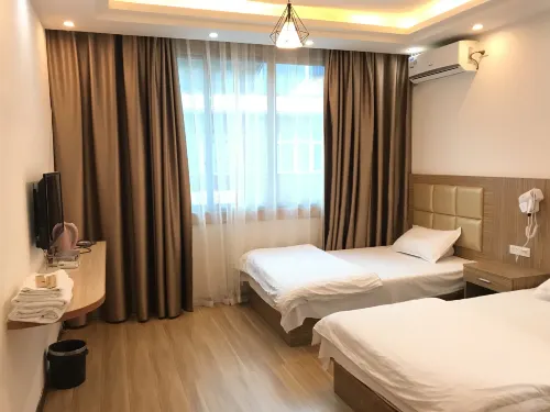 Tongzi Songkan Quanqin Hotel