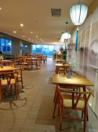 Yuheng Hotel Отели рядом с достопримечательностью «Shandong University of Science and Technology (Qingdao Campus)»