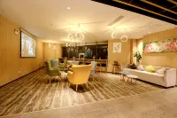 Heye Youth Hostel (Chongqing Jiefangbei Pedestrian Street)