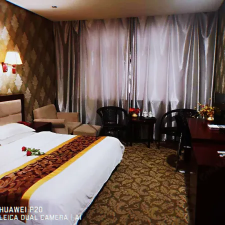 Yuhua Hotel (Lingwu Ningdong Branch)