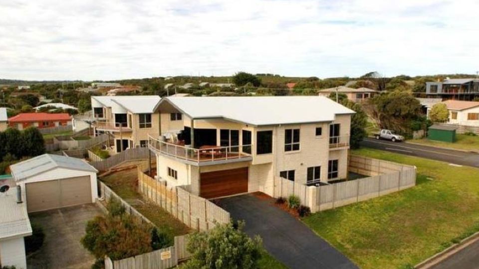 Twelve Apostles Beach House B&B