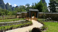 Serenity Inn Hotels in Yangshuo