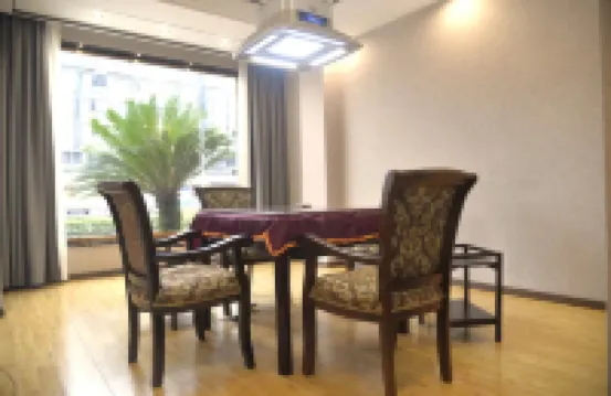 Qianwei Xile Hotel