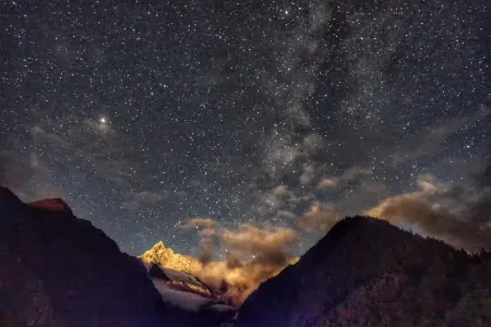 Yubeng impression boutique inn