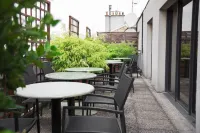 호텔 이지 바이 해피컬쳐