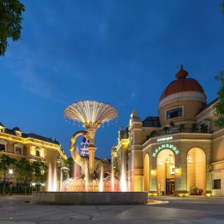 Dinoman Hotel