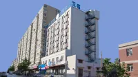 Hanting Hotel (Dalian Chunliu subway station) Hotels in Xianglujiao/Suoyuwan Football Stadium