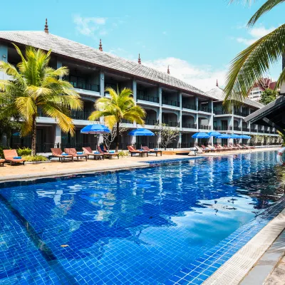 Ramada by Wyndham Aonang Krabi Отели рядом с достопримечательностью «Ресторан Wangsai Seafood»