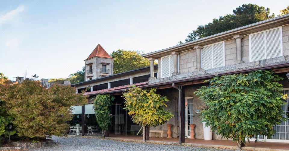 Hotel de Charme Quinta do Pinheiro-Freamunde Updated 2023 Room  Price-Reviews & Deals | Trip.com