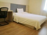 汉庭酒店(上海万体馆龙华西路店) - 高级大床房