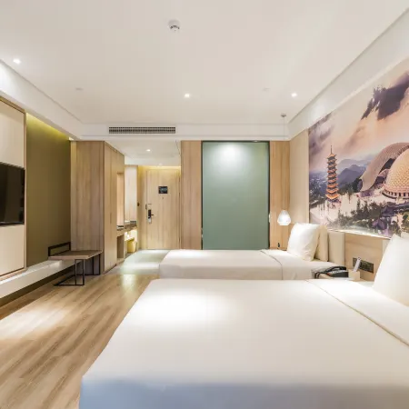 Atour Hotel Nanjing Maqun Отели рядом с достопримечательностью «Дворц Мэйлин»