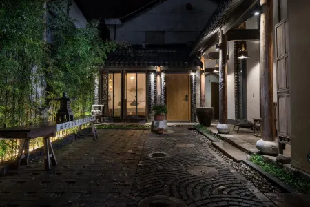 ZEN INN XIANGYAN Отели рядом с достопримечательностью «Jinxi Town»