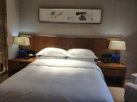 曼哈顿酒店(上海浦江店) - 高级大床房