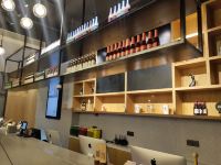 上海虹桥国展北新泾地铁站亚朵酒店 - 酒吧