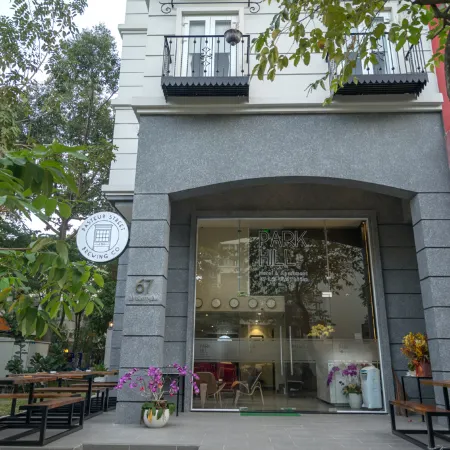 Park Hill Hotel - Phu My Hung Отели рядом с достопримечательностью «Район 7»