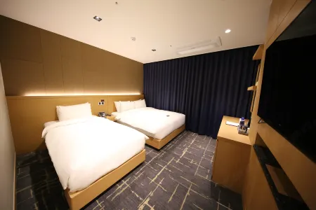 Sea Cruise Hotel