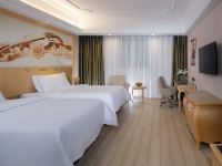 维也纳国际酒店(深圳大学城体育中心店) - 标准双床房