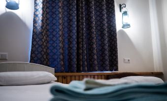 Meiman House close to Asia Mall - Housity