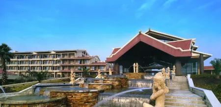 Suzhou Yangcheng Lake Lanting Hotel Отели рядом с достопримечательностью «Yangcheng Lake Lotus Island»