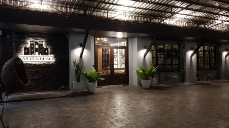 คาสเซิ่ลแบล็ค กรุงเทพ - โฮสเทล