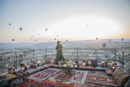 Helike Cave Suites Отели в г. Tekelli Mahallesi