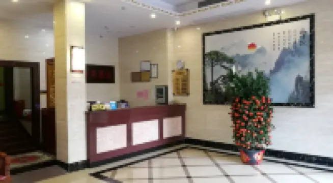 He Long Hotel